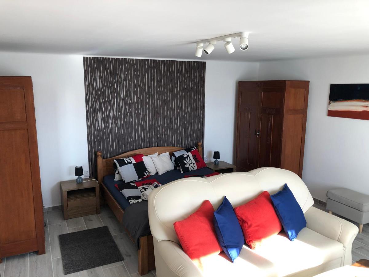 Leander Apartman バラトンアカリ エクステリア 写真