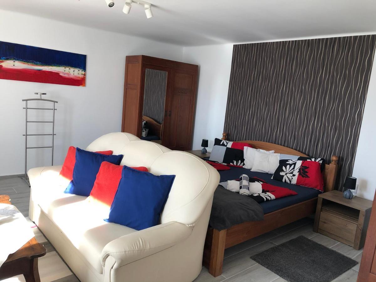 Leander Apartman バラトンアカリ エクステリア 写真