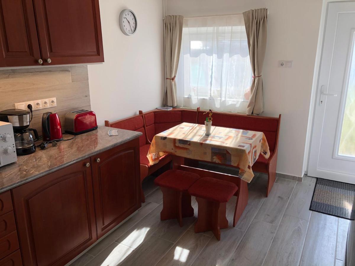 Leander Apartman バラトンアカリ エクステリア 写真